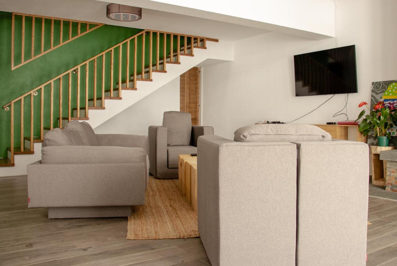 Botus Chalet Delut מראה חיצוני תמונה