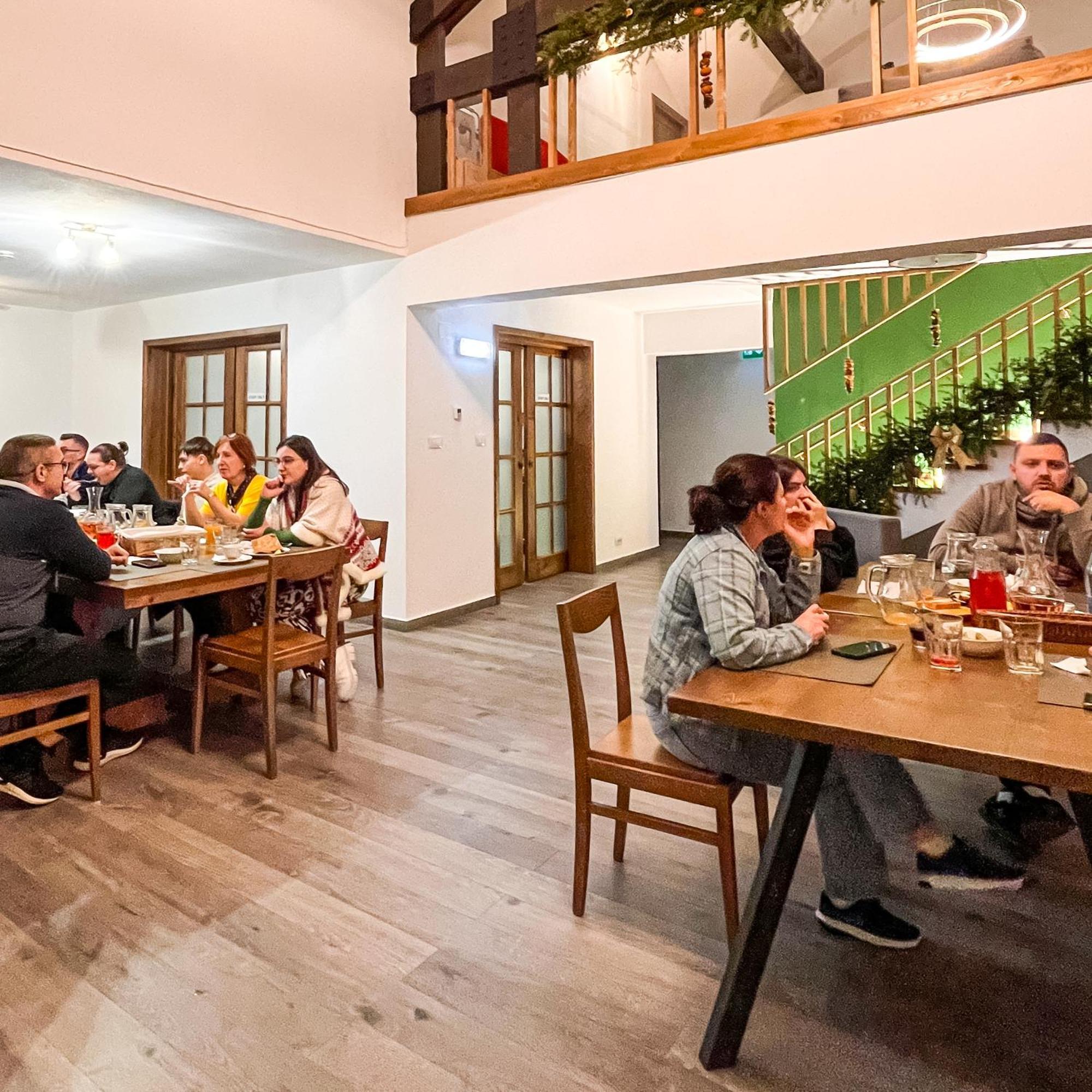Botus Chalet Delut מראה חיצוני תמונה