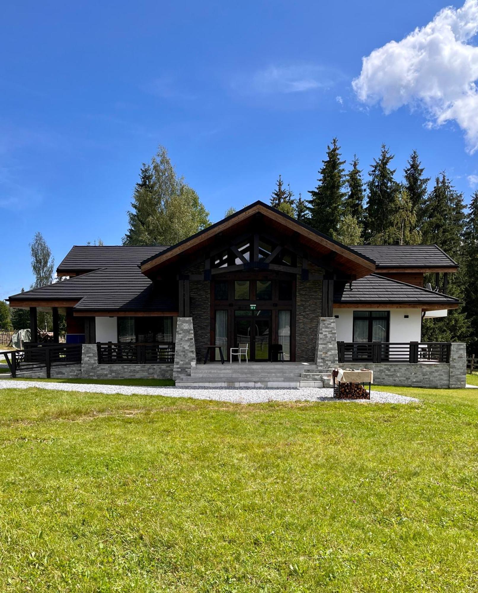 Botus Chalet Delut מראה חיצוני תמונה