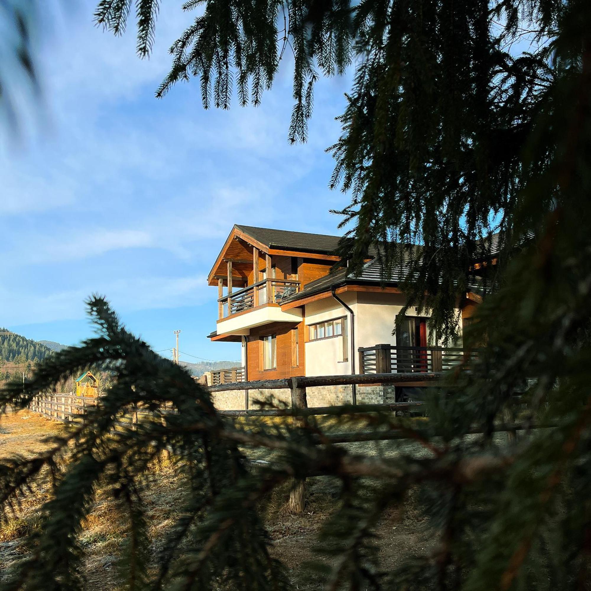 Botus Chalet Delut מראה חיצוני תמונה